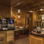 Jaegerhof Serviced Apartements * ツェルマット