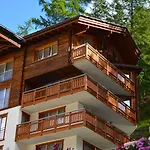 Jaegerhof Serviced Apartements アパート ツェルマット