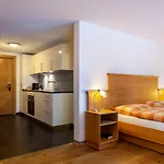 Jaegerhof Serviced Apartements アパート