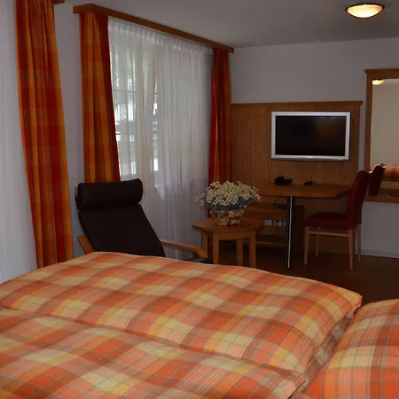 Апартаменти Jaegerhof Serviced Apartements *