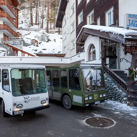 Апартаменти Jaegerhof Serviced Apartements Церматт