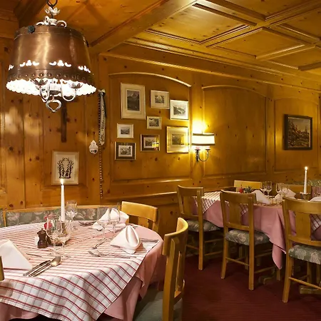 Jaegerhof Serviced Apartements Apartment Zermatt