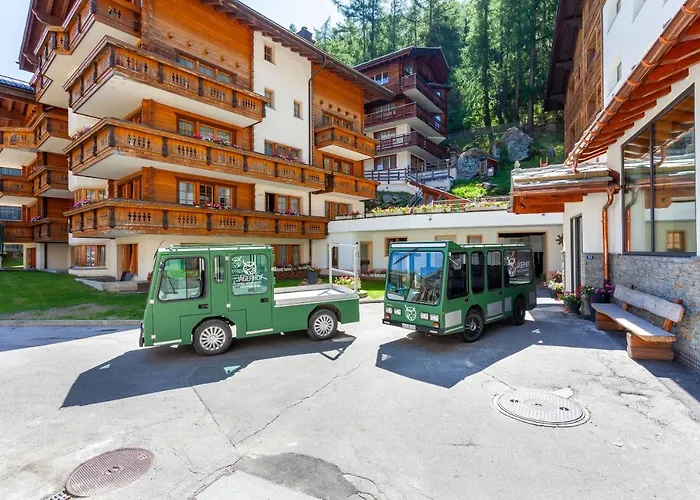 Jaegerhof Serviced Apartements Апартаменты Церматт