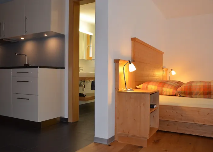 Jaegerhof Serviced Apartements Апартаменты Церматт